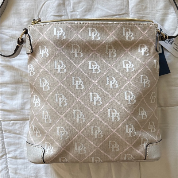 BRAND NEW! Dooney & Bourke Crossbody Bag - Picture 4 of 7